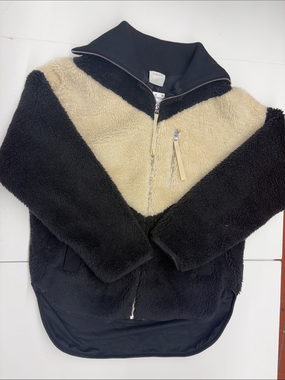 NEW Varley Corson Sherpa Jacket in Black Size Small